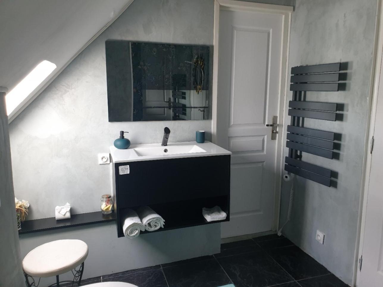 Hotel La Toulotte Chez Claire Et Christian à Sancy-les-Provins Extérieur photo